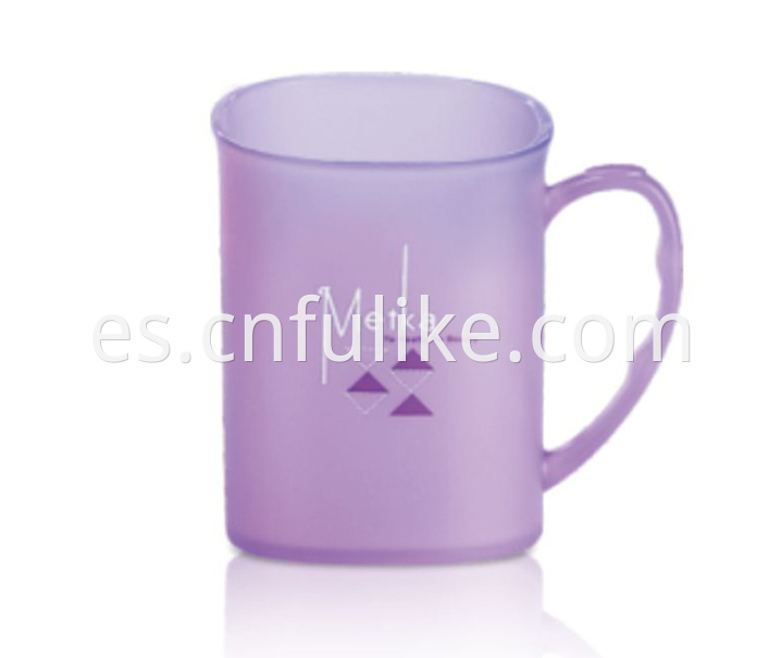 Plastic Travel Mug With Handle